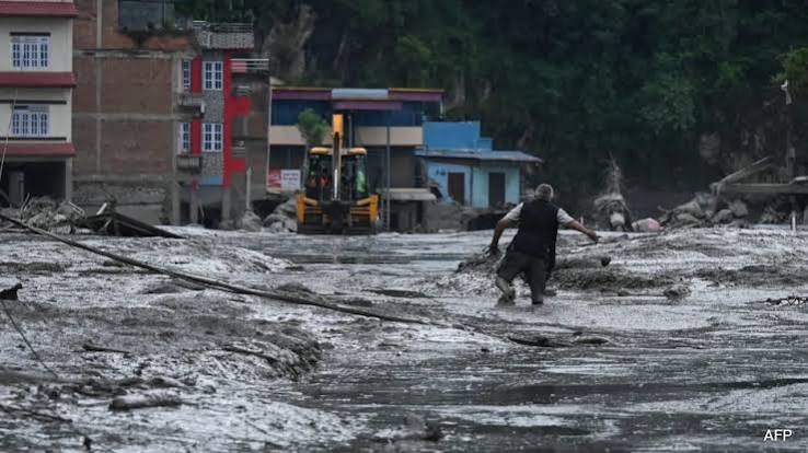 नेपाल में भीषण बाढ़: 2026 की बड़ी आपदा